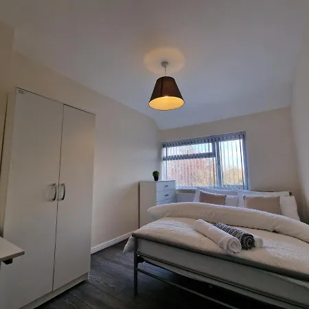 Living Serviced 6 Homestay szállás Birmingham